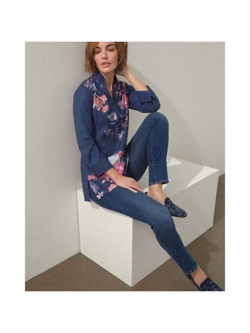 Chico's No-Iron Stretch Flower Print Tunic Blouse Top 0.5 size 4 6